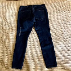 Loft Jeans size 6 petite (never worn)